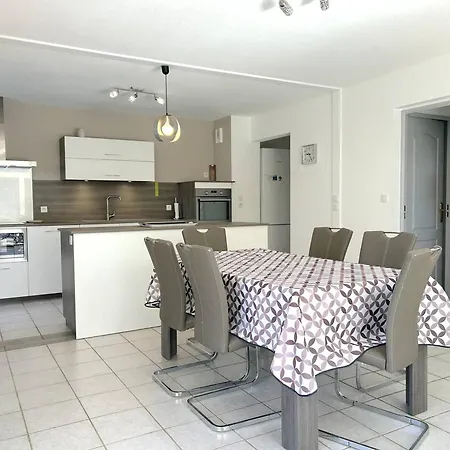 Avec Climatisation, Proche - 4 Pers. - Fr-1-251-951 Apartment *